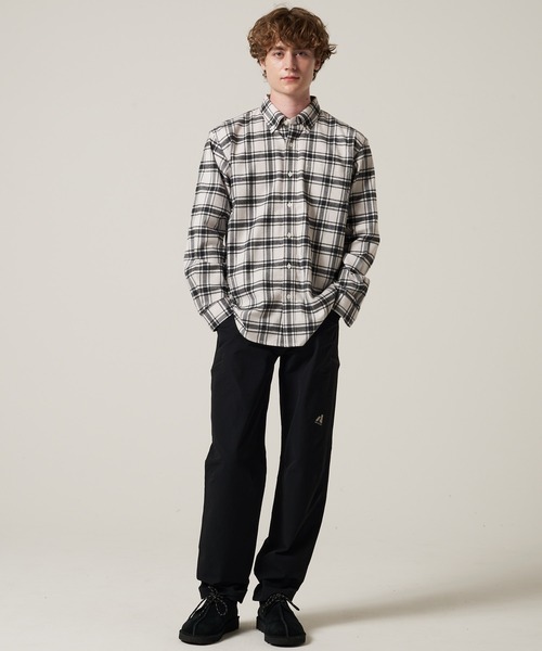 Eddie Bauer（エディーバウアー）の「フェイバリット フランネルシャツ（シャツ/ブラウス・メンズ・ホワイト系/ブラウン系/ベージュ系/ネイビー系/ワイン系/オレンジ系・M/L/XL/XXL/S）」の18枚目の写真