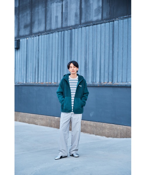 PUMA（プーマ）の「PUMA プーマ メンズ ESS ELEVATED リラックスド フルジップ シェルパー フーディ（パーカー・メンズ・ブラック/ダークグリーン/ベージュ系その他・X-LARGE/XX-LARGE/SMALL/LARGE/MEDIUM）」の4枚目の写真