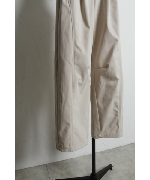 &. NOSTALGIA（アンドドットノスタルジア）の「タフタワイドカーブパンツ（その他パンツ・レディース・アイボリー/グレー・M）」の18枚目の写真