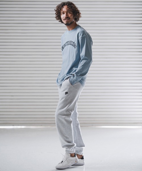 1minute 1second（ワンミニットワンセカンド）の「mlt5441-big silhouette college logo long cut&sewn ロングスリーブTシャツ(1M25F350)（Tシャツ/カットソー・メンズ・ホワイト/ブルー系その他/ブラック/グレー系その他・XL/L/M）」の8枚目の写真