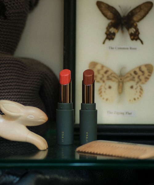 OSAJI（オサジ）の「【引き下げ】オサジ ニュアンス リップバーム / 2025HOLIDAY【数量限定】（リップクリーム・レディース・H32〈千載一遇〉/H31〈かく語りき〉・FREE）」の5枚目の写真