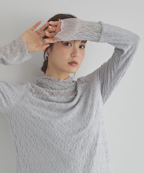 earth music&ecology（アースミュージックアンドエコロジー）の「【吸湿発熱】あったかフェミニンインナー（ハイネック）（Tシャツ/カットソー・レディース・ライトグレー/ブラック/ホワイト系その他2/オフホワイト・S/M）」の4枚目の写真