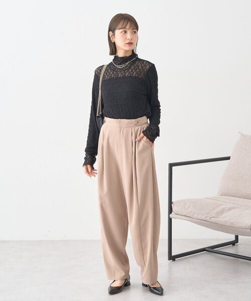 earth music&ecology（アースミュージックアンドエコロジー）の「【吸湿発熱】あったかフェミニンインナー（ハイネック）（Tシャツ/カットソー・レディース・ライトグレー/ブラック/ホワイト系その他2/オフホワイト・S/M）」の12枚目の写真