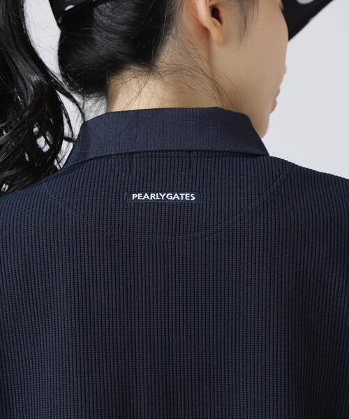 PEARLY GATES(パーリーゲイツ)の「【PEARLY GATES】アクセンシャルゼブラワッフル半袖ポロシャツ(ポロシャツ・レディース・ホワイト/ネイビー・SMALL/LARGE/MEDIUM)」の3枚目の写真