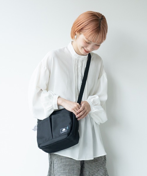SCANDINAVIAN FOREST(スカンジナビアン・フォレスト)の「多機能ショルダーバッグ<撥水加工>(ショルダーバッグ・レディース・ブラック/チャコールグレー/ダークブルー/ベージュ・FREE)」の8枚目の写真