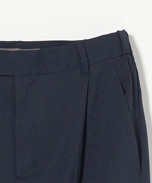 A DAY IN THE LIFE UNITED ARROWS(アデイインザライフユナイテッドアローズ)の「サッカー タック テーパードパンツ<A DAY IN THE LIFE>(その他パンツ・レディース・ダークグレー/モカ/ネイビー・36/38/40)」の5枚目の写真