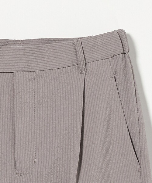 A DAY IN THE LIFE UNITED ARROWS(アデイインザライフユナイテッドアローズ)の「サッカー タック テーパードパンツ<A DAY IN THE LIFE>(その他パンツ・レディース・ダークグレー/モカ/ネイビー・36/38/40)」の16枚目の写真