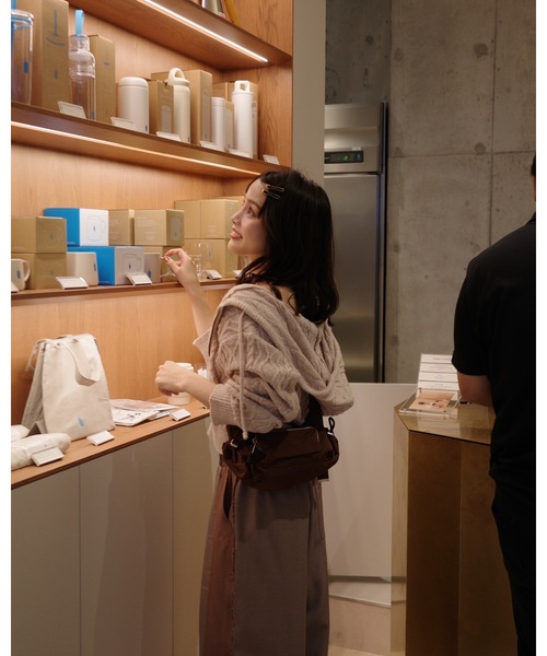 jumelle（ジュメロ）の「ケーブル編みZIPフーディー（パーカー・レディース・ベージュ/グレー・FREE）」の3枚目の写真