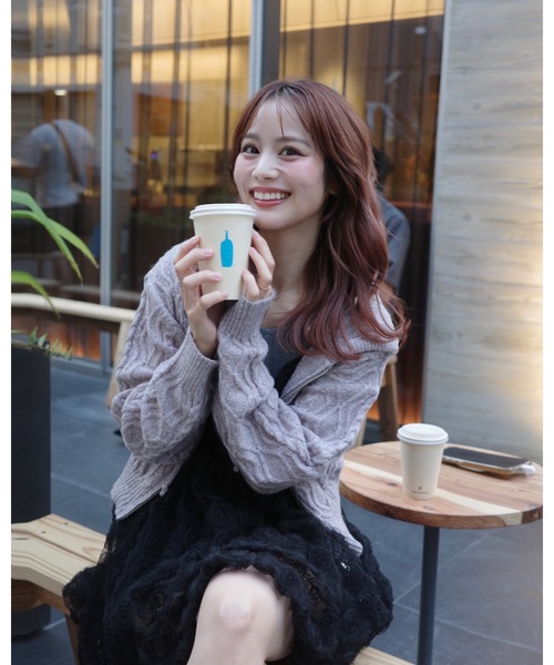 jumelle（ジュメロ）の「ケーブル編みZIPフーディー（パーカー・レディース・ベージュ/グレー・FREE）」の7枚目の写真