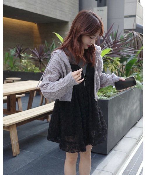 jumelle（ジュメロ）の「ケーブル編みZIPフーディー（パーカー・レディース・ベージュ/グレー・FREE）」の13枚目の写真