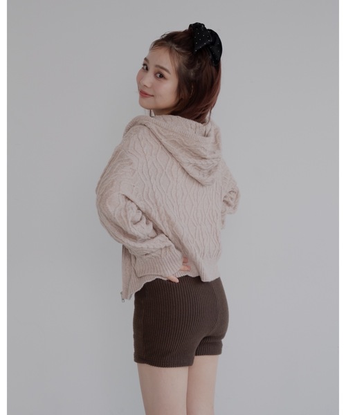 jumelle（ジュメロ）の「ケーブル編みZIPフーディー（パーカー・レディース・ベージュ/グレー・FREE）」の15枚目の写真