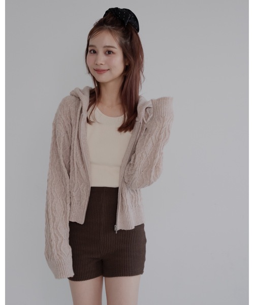 jumelle（ジュメロ）の「ケーブル編みZIPフーディー（パーカー・レディース・ベージュ/グレー・FREE）」の16枚目の写真