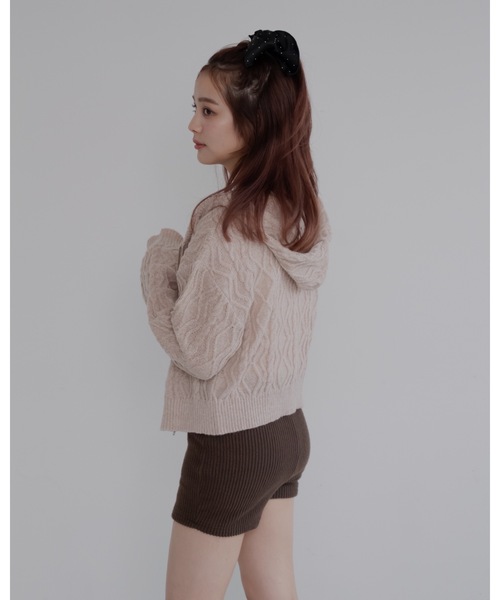 jumelle（ジュメロ）の「ケーブル編みZIPフーディー（パーカー・レディース・ベージュ/グレー・FREE）」の17枚目の写真