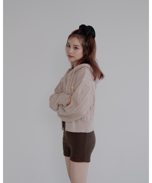 jumelle（ジュメロ）の「ケーブル編みZIPフーディー（パーカー・レディース・ベージュ/グレー・FREE）」の20枚目の写真