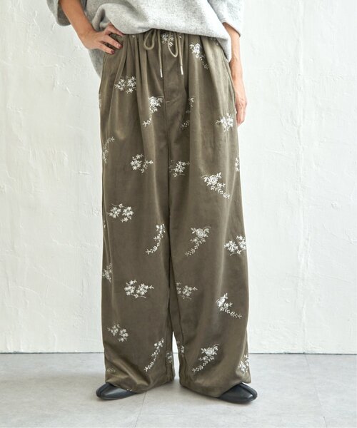 notch.(ノッチ)の「フラワーエンブロイダリーベロアパンツ(その他パンツ・レディース・ブラック/ブラウン/アイボリー・TM/M)」の16枚目の写真