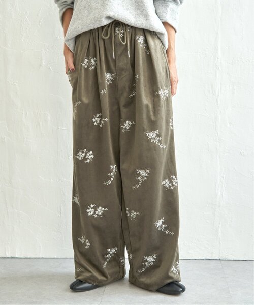 notch.(ノッチ)の「フラワーエンブロイダリーベロアパンツ(その他パンツ・レディース・ブラック/ブラウン/アイボリー・TM/M)」の18枚目の写真