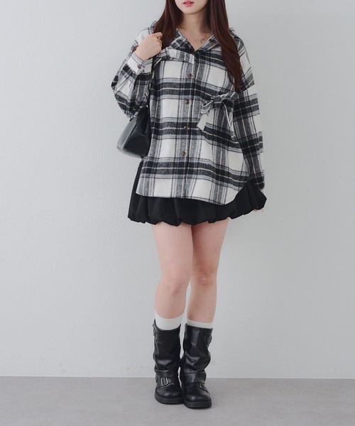 Another Branch olive des olive(アナザーブランチオリーブデオリーブ)の「リボン付チェックフードシャツ(シャツ/ブラウス・レディース・オフホワイト/ブラック/サックスブルー・FREE)」の12枚目の写真