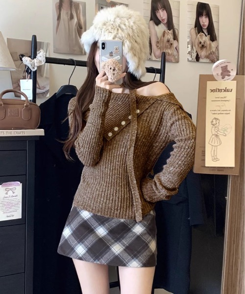 kirakiraShop(キラキラショップ)の「ミックスカラー ワンショルダー ニット(ニット/セーター・レディース・ブラック/ブラウン・FREE)」の12枚目の写真