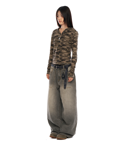 AAKAM(アーカム)の「Out Pocket Printed Denim Pants (Gray)(デニムパンツ・レディース・その他・1/2)」の7枚目の写真