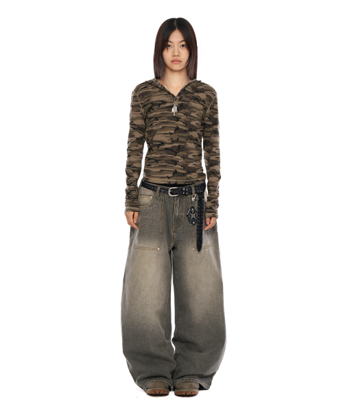 AAKAM(アーカム)の「Out Pocket Printed Denim Pants (Gray)(デニムパンツ・レディース・その他・1/2)」の8枚目の写真