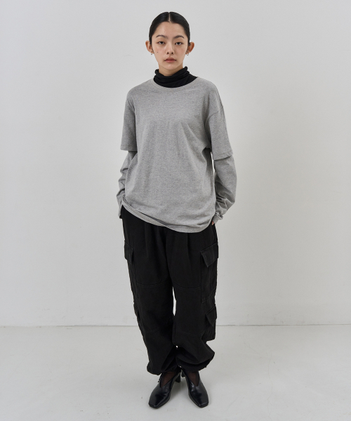 NUAKLE(ヌアクル)の「(w) レイヤードスリーブTシャツ_メランジグレー(Tシャツ/カットソー・レディース・その他・1/2)」の3枚目の写真