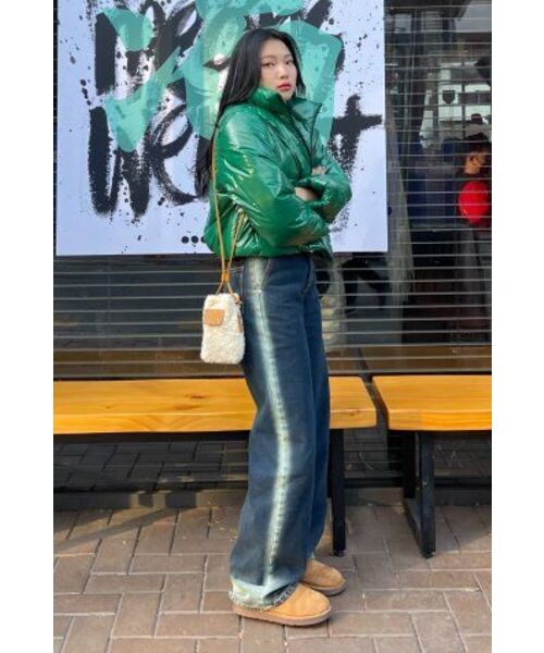 AVANDRESS(アバンドレス )の「Side-line Wide Pants INDIGO(デニムパンツ・レディース・その他・SMALL/MEDIUM/LARGE/X-LARGE)」の6枚目の写真