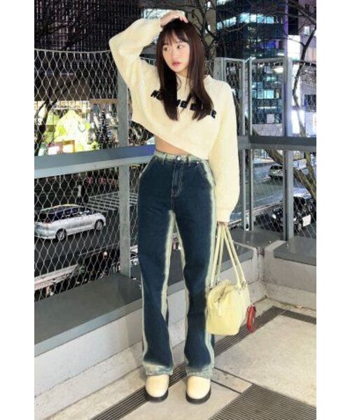 AVANDRESS(アバンドレス )の「Side-line Wide Pants INDIGO(デニムパンツ・レディース・その他・SMALL/MEDIUM/LARGE/X-LARGE)」の7枚目の写真