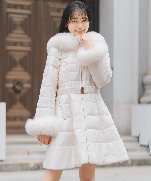 プロフ必読☆伊太利屋☆フォックス•ファーコート☆軽量 プロフ必読☆伊太利屋☆高品質フォックスファー - メルカリ