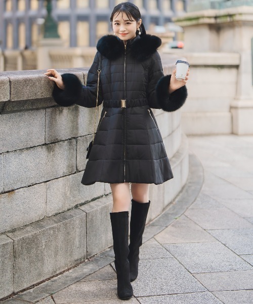 WILLSELECTION（ウィルセレクション）の「フォックスファーキルティングフレアコート（その他アウター・レディース・ベージュ/オフホワイト/ブラック・SMALL/MEDIUM）」の13枚目の写真