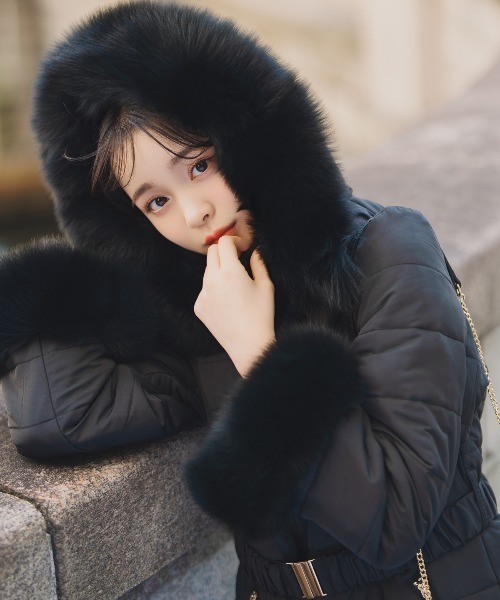 WILLSELECTION（ウィルセレクション）の「フォックスファーキルティングフレアコート（その他アウター・レディース・ベージュ/オフホワイト/ブラック・SMALL/MEDIUM）」の17枚目の写真