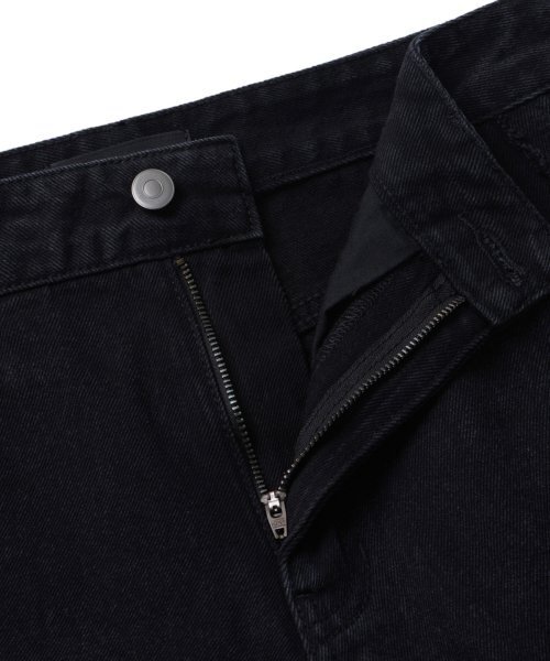 MUSINSA STANDARD WOMAN（ムシンサスタンダードウーマン）の「ウィメンズフレイサイドワイドデニムパンツ[ウォッシュドブラック]（デニムパンツ・レディース・その他・30/24/25/26/27/28/29）」の3枚目の写真