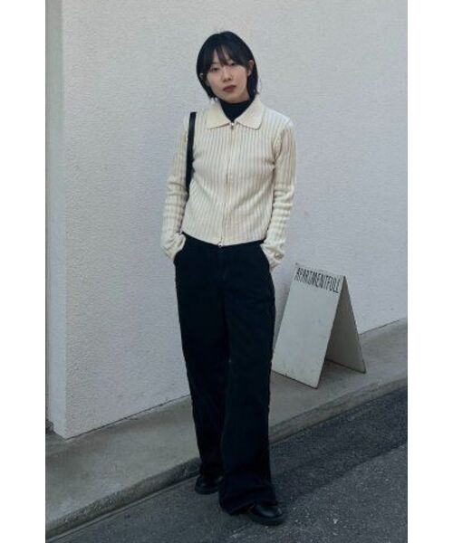 MUSINSA STANDARD WOMAN（ムシンサスタンダードウーマン）の「ウィメンズフレイサイドワイドデニムパンツ[ウォッシュドブラック]（デニムパンツ・レディース・その他・30/24/25/26/27/28/29）」の15枚目の写真