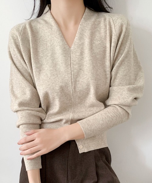 LOWO(ロワ)の「Vネック ニット 長袖 レディース プルオーバー 秋冬(ニット/セーター・レディース・ブラウン/ベージュ/ネイビー/チャコールグレー/アイボリー/ブラック・FREE)」の8枚目の写真