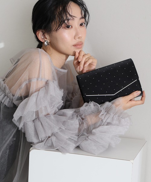 atlo(アトロ)の「サテンラインストーンクラッチ 結婚式 二次会 オケージョン 同窓会 お呼ばれ パーティーバッグ(クラッチバッグ・レディース・ベージュ/ブラック・FREE)」の11枚目の写真