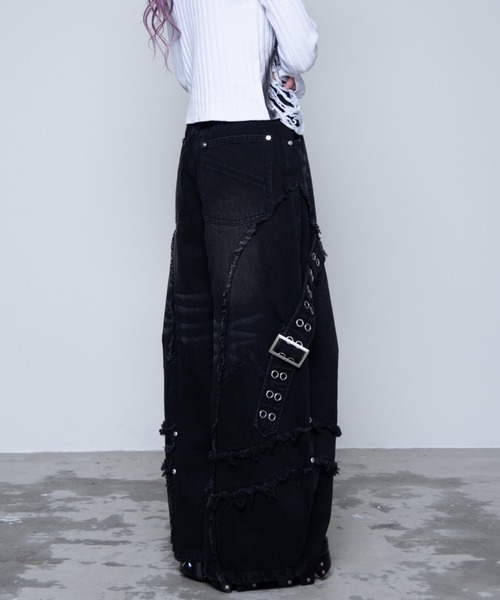 REFLEM（レフレム）の「『REFLEM/レフレム』バレルレッグワイドデニムパンツ（デニムパンツ・レディース・ブラック/グレー・M/L）」の11枚目の写真