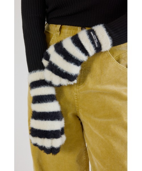 RODEO CROWNS WIDE BOWL（ロデオクラウンズワイドボウル）の「シャギーニットグローブ（手袋・レディース・ブラック系その他/ピンク系その他/ブルー系その他・FREE）」の7枚目の写真