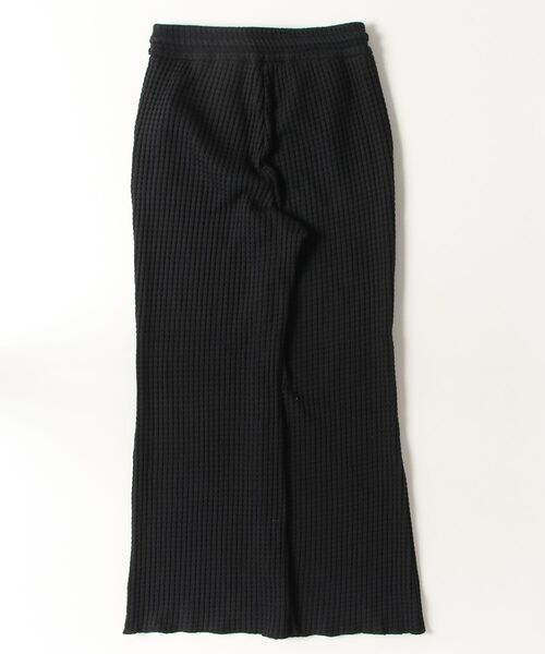 SEAGREEN(シーグリーン)の「SEAGREEN(シーグリーン) BIG WAFFLE FLARE PANTS(その他パンツ・レディース・ネイビー/ブラック/ブラウン/クリーム・1/2)」の6枚目の写真
