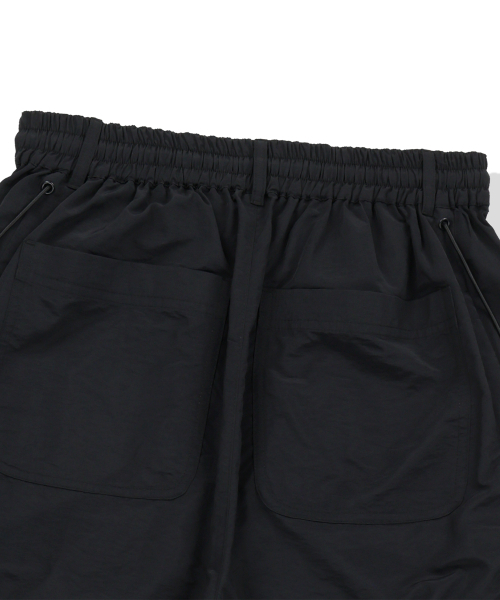 NOT4NERD（ノットフォーナード）の「Side Shirred Nylon Pants - Black（スウェットパンツ・レディース・その他・MEDIUM/LARGE/X-LARGE）」の9枚目の写真