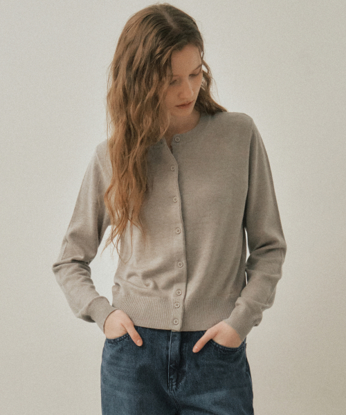 WEDNESDAYOASISFORWOMEN(ウェンズデー オアシス フォー ウーマン)の「セレンウールブレンドニットカーディガン_BEIGE(WC25-KN66)(カーディガン/ボレロ・レディース・ベージュ・FREE)」の2枚目の写真