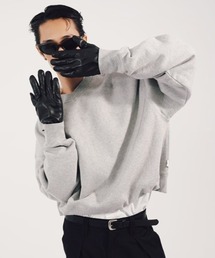 Chikashitsu +（チカシツプラス）の「【CS】cropped vneck sweat shirt / 【シーエス】クロップドブイネックスウェットシャツ（スウェット）」