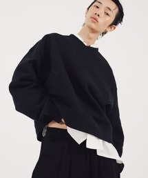 Chikashitsu +（チカシツプラス）の「【CS】cropped vneck sweat shirt / 【シーエス】クロップドブイネックスウェットシャツ（スウェット）」