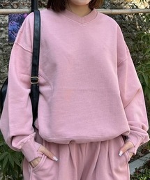 Chikashitsu +（チカシツプラス）の「【CS】cropped vneck sweat shirt / 【シーエス】クロップドブイネックスウェットシャツ（スウェット）」