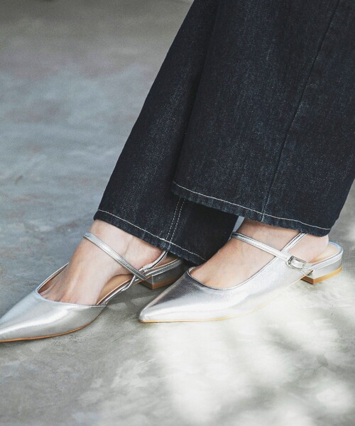 quaranciel(カランシエル)の「quaranciel: ポインテッド スリングバック フラット パンプス(パンプス・レディース・ピンク/シルバー/ブラウン・45/35/25)」の3枚目の写真