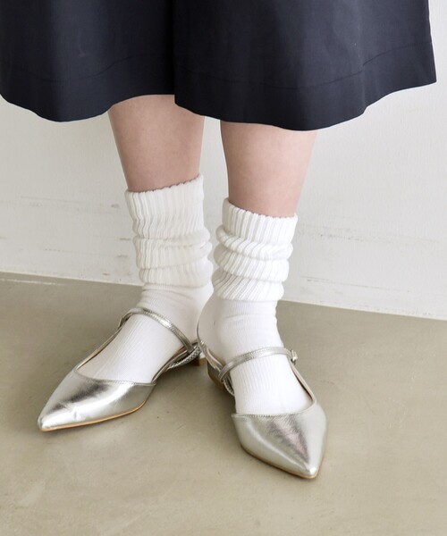 quaranciel(カランシエル)の「quaranciel: ポインテッド スリングバック フラット パンプス(パンプス・レディース・ピンク/シルバー/ブラウン・45/35/25)」の6枚目の写真