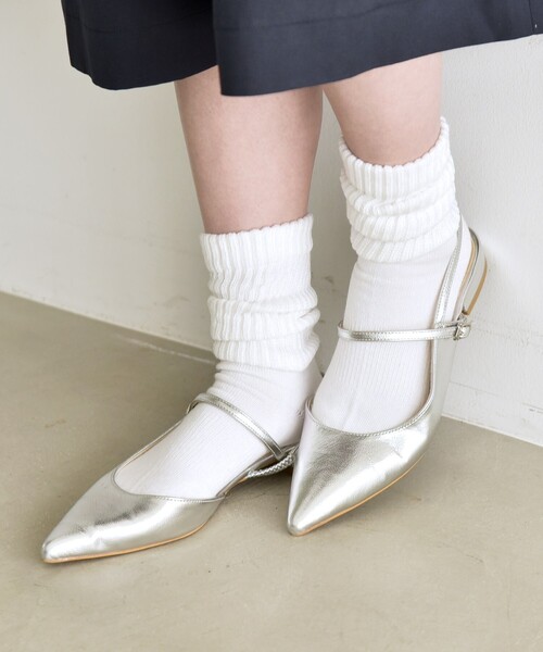 quaranciel(カランシエル)の「quaranciel: ポインテッド スリングバック フラット パンプス(パンプス・レディース・ピンク/シルバー/ブラウン・45/35/25)」の7枚目の写真