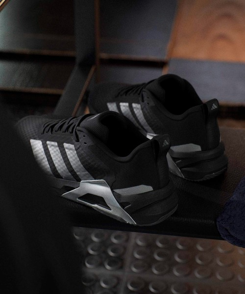 ドロップセット コントロール トレーニングシューズ / アディダス