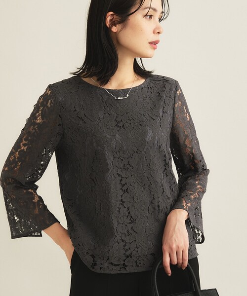 INDIVI（インディヴィ）の「【洗える／セレモニー】フラワーレースブラウス（シャツ/ブラウス・レディース・グレー/オフホワイト・19/15 /13/05/38/34）」の8枚目の写真