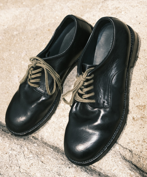 LOSTGARDEN(ロストガーデン)の「UNIFORM Faded Derby Black(ドレスシューズ・メンズ・その他・44/41/42/43/40.5/42.5/41.5/43.5/40)」の1枚目の写真
