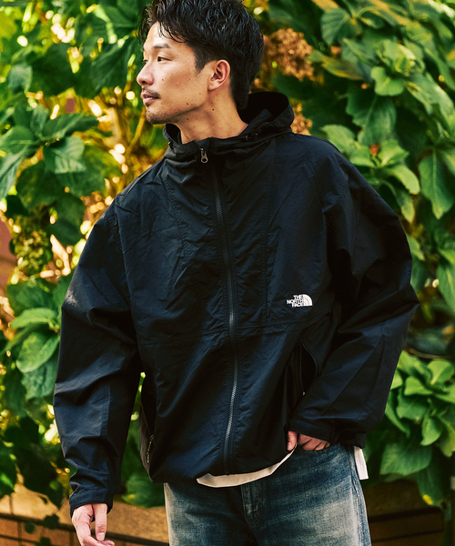 THE NORTH FACE（ザノースフェイス）の「THE NORTH FACE / ザ ノースフェイス Compact Jacket（マウンテンパーカー・メンズ・ブラック/アイボリー・X-LARGE/LARGE/MEDIUM/SMALL）」の6枚目の写真