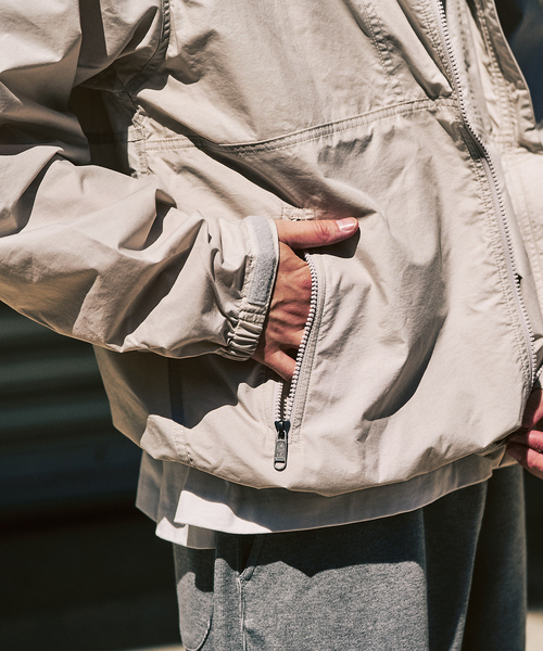 THE NORTH FACE（ザノースフェイス）の「THE NORTH FACE / ザ ノースフェイス Compact Jacket（マウンテンパーカー・メンズ・ブラック/アイボリー・X-LARGE/LARGE/MEDIUM/SMALL）」の14枚目の写真